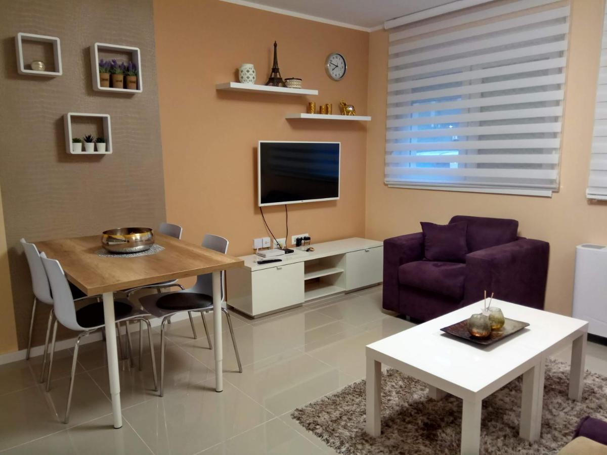 Apartment Cherry Gold Zrenjanin Eksteriør bilde