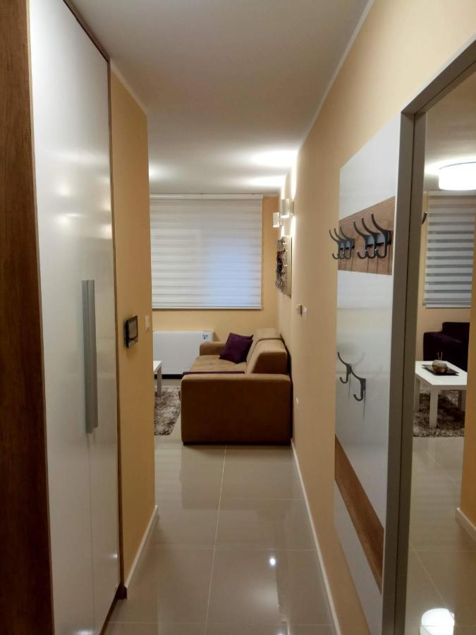 Apartment Cherry Gold Zrenjanin Eksteriør bilde